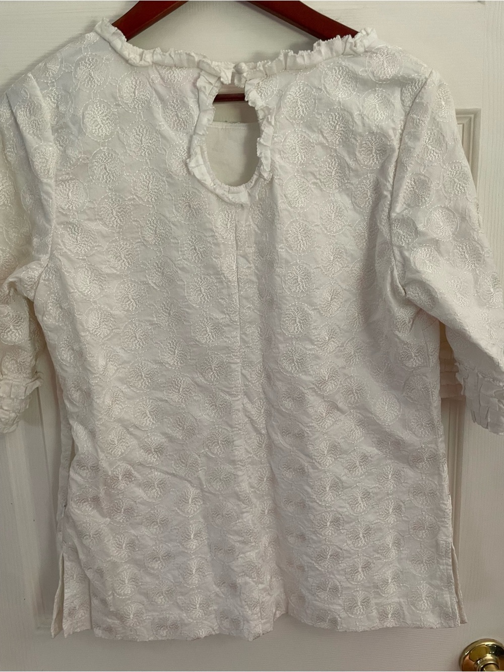 Lilly Pulitzer White Embroidered Women’s Blouse - Elegant Textured Top